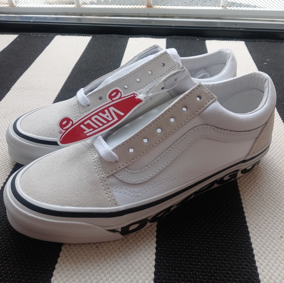 Mens 6 womens 7.5 Vans Vault CDG - Picture 2 of 8